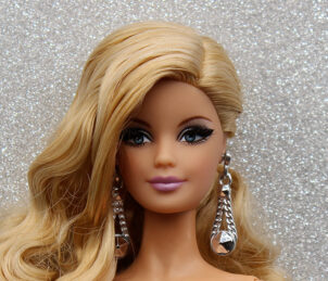 Barbie Collection Look - City Shine - Blue Dress