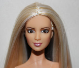 Barbie - Shakira "Whenever Wherever"
