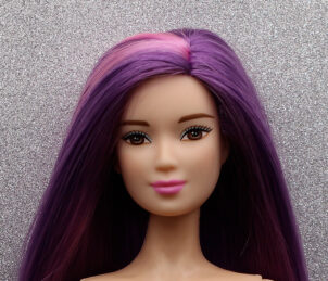 Barbie - Coiffures princesse magiques, lilas