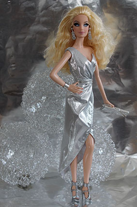 Barbie Collection City Shine - Silver Dress
