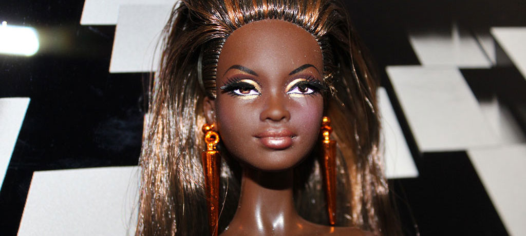Barbie Collection City Shine - Bronze Dress