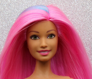 Barbie - Coiffures princesse magiques, bleu