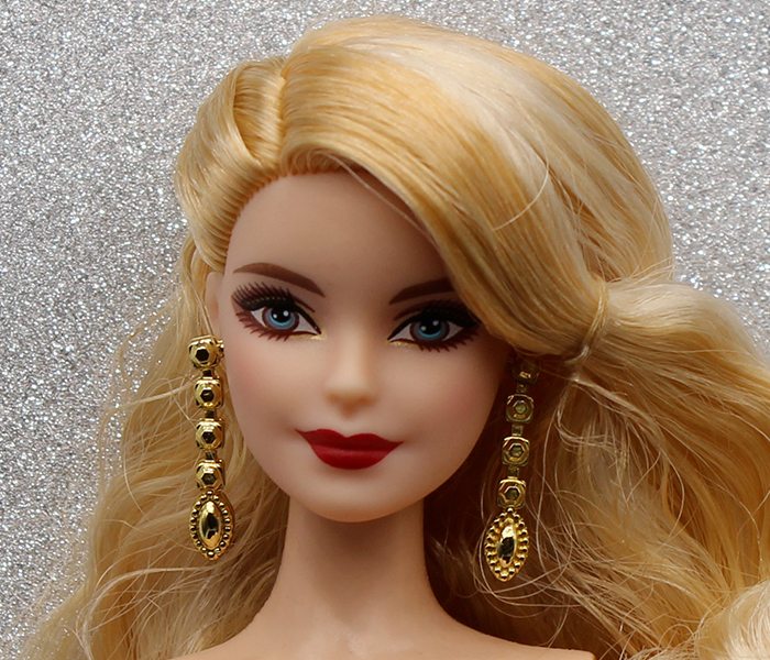 Siege Unreadable Handbook Barbie Whitney (Holiday 2017) - Hair : Blonde - Barbie Second Life