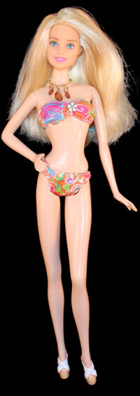 Barbie Brooke (Satin Dress) – Bild 2