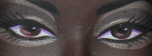 Barbie Yeux Noirs