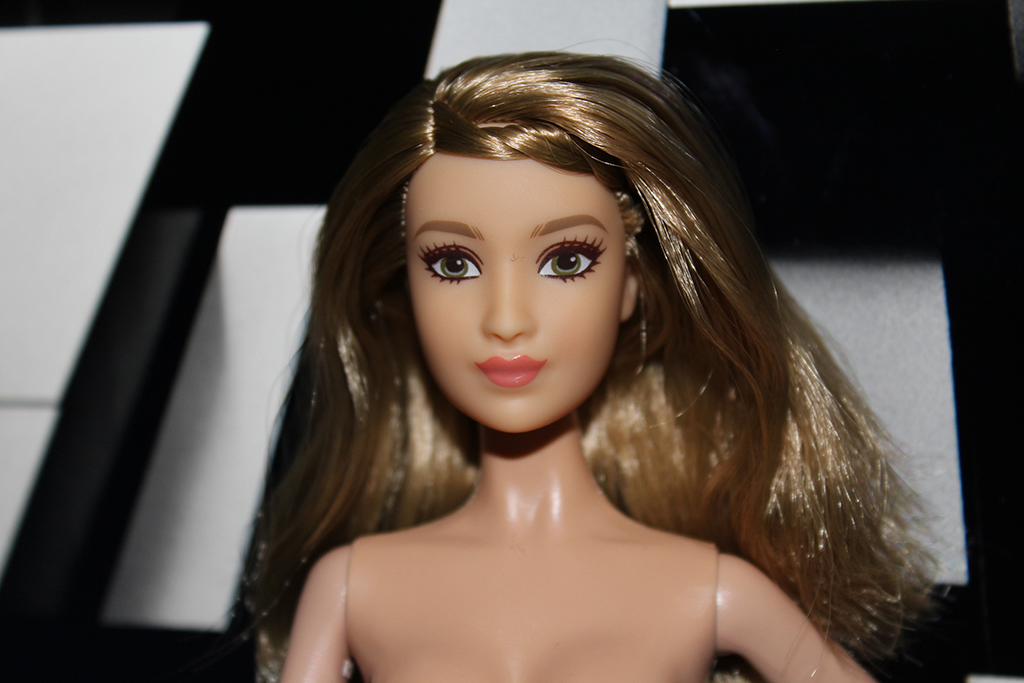 Barbie Fashionistas N°76