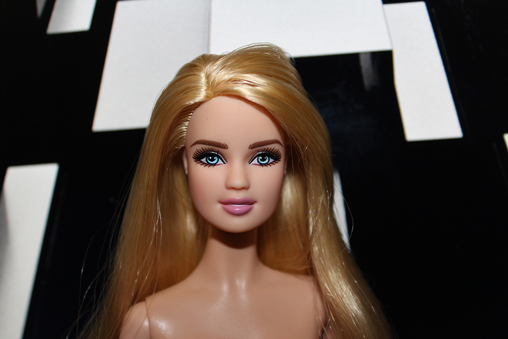 Barbie Collection University - Tennessee