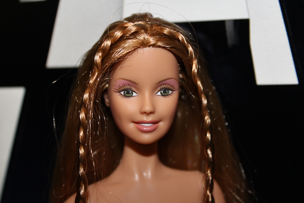 Barbie Peace and Love 70’s