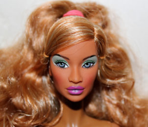 Barbie Fashion Royalty - Integrity Toys