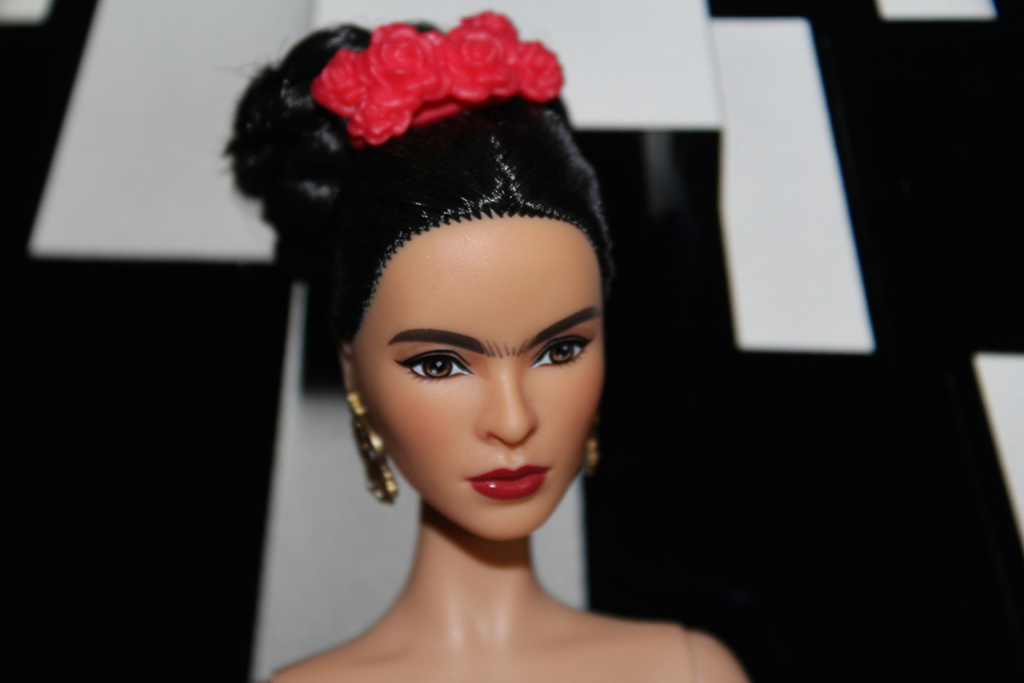 Barbie Frida Kahlo - Inspiring Women