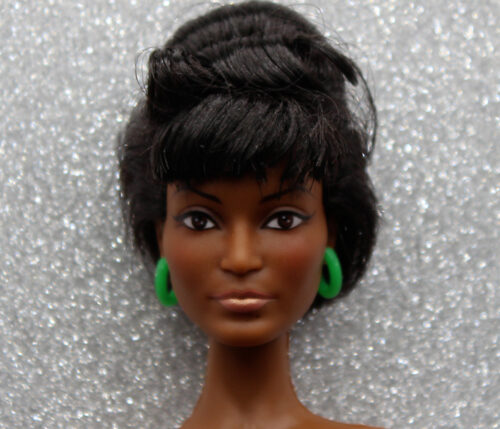 Barbie Star Trek 50th Anniversary - Lieutenant Uhura