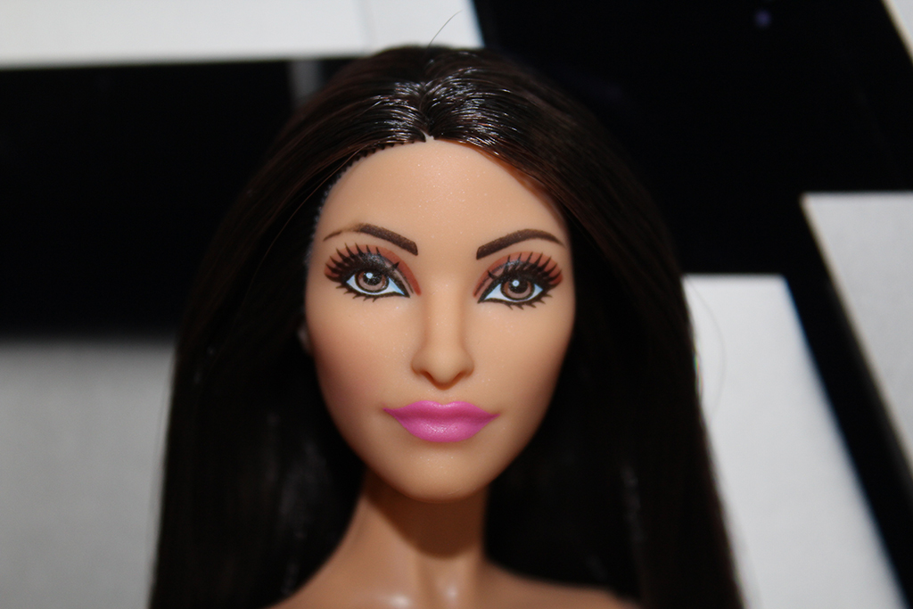 Barbie WWE poupée catcheuse Brie Bella