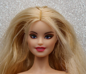 Barbie Holiday 2020 - Millie