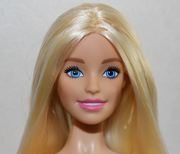 Barbie Valeska