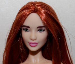 Barbie Ezzeline