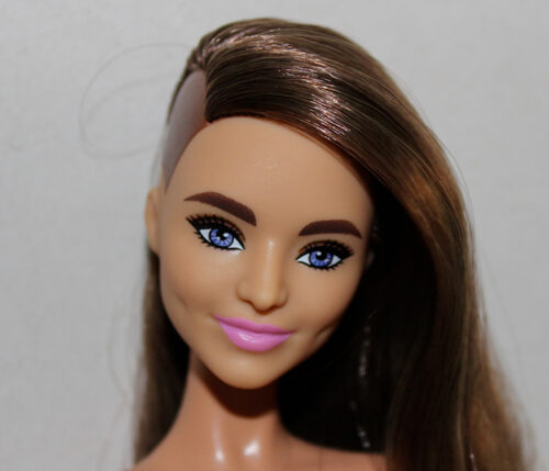 Barbie Extra 9