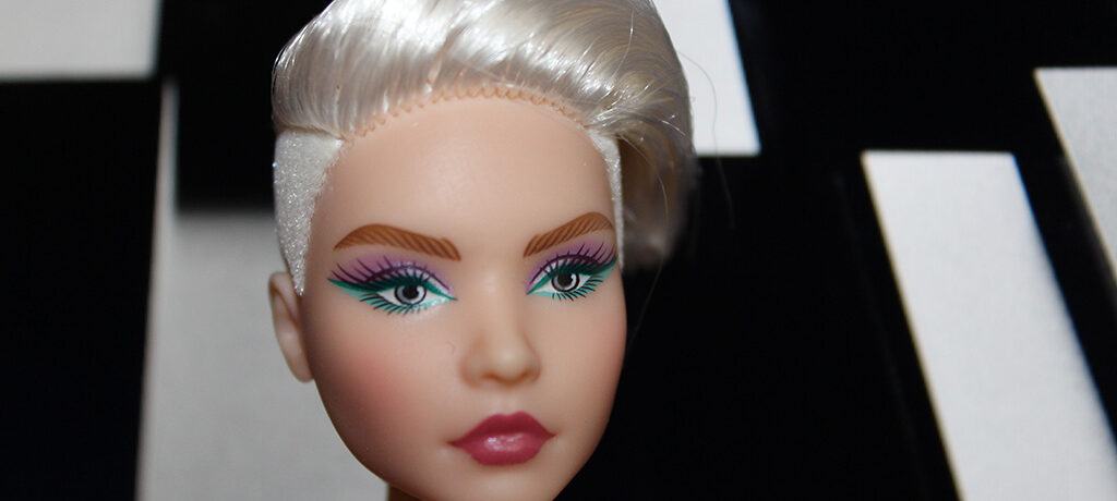 Barbie Looks - Blonde Pixie Cut