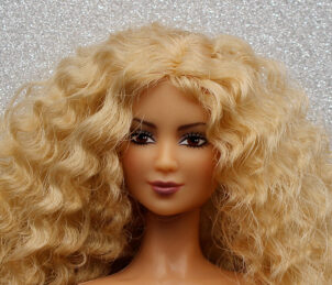 Barbie Shakira Rockin' Concert