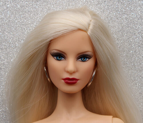 Barbie Basics Model No. 14 - Collection 002.5