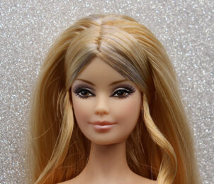 Barbie Birthstone June Pearl