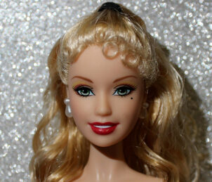 Barbie In a Christmas Carol - Eden Starling