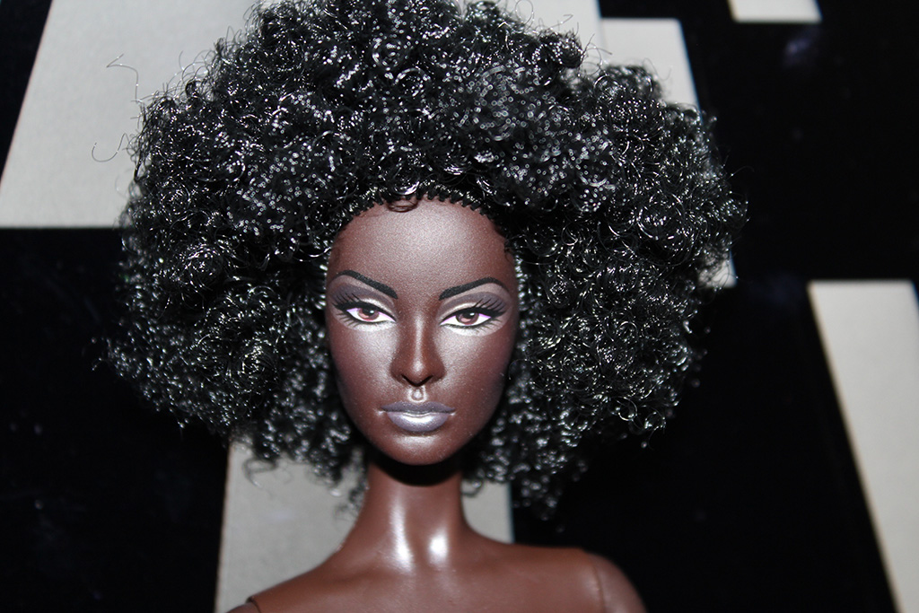 Barbie Nichelle Urban Hipster