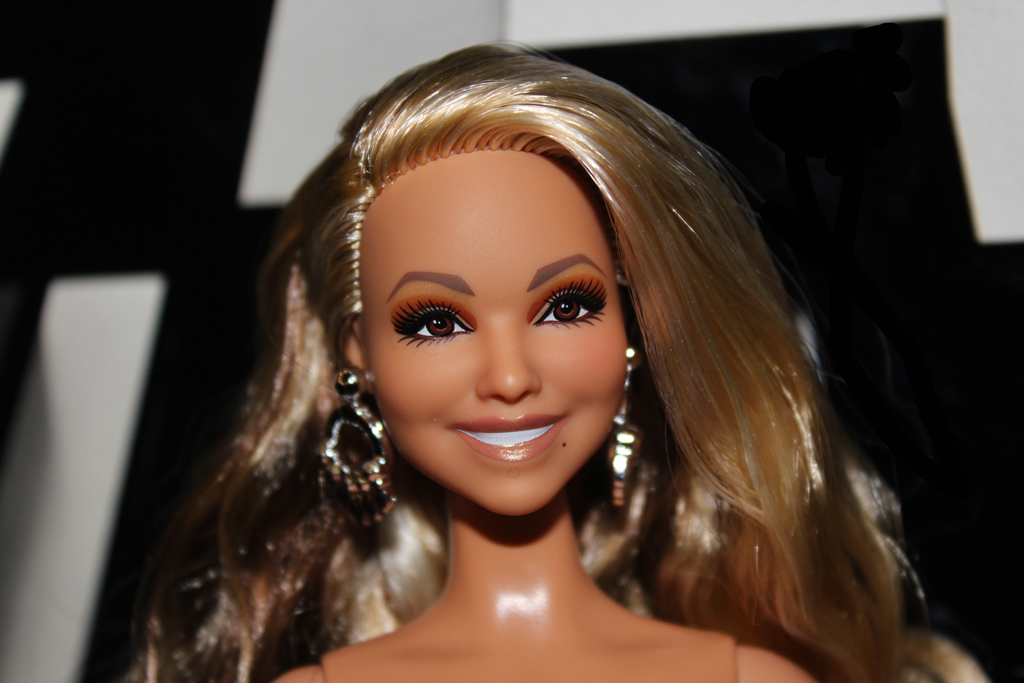 Barbie Mariah Carey - Holiday Celebration
