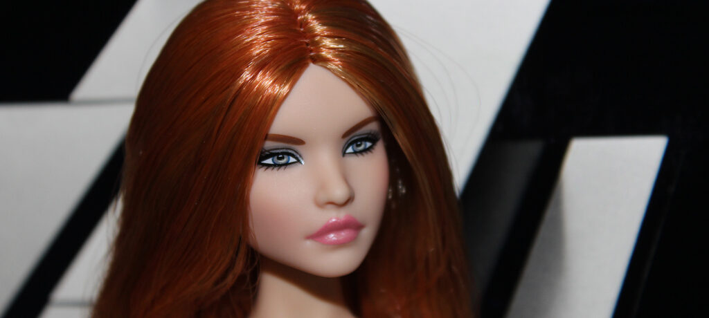 Barbie Looks n°20 - Original, Long Red Hair