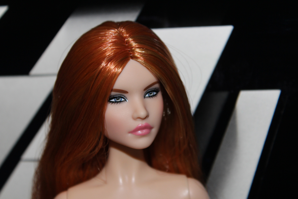 Barbie Looks n°20 - Original, Long Red Hair