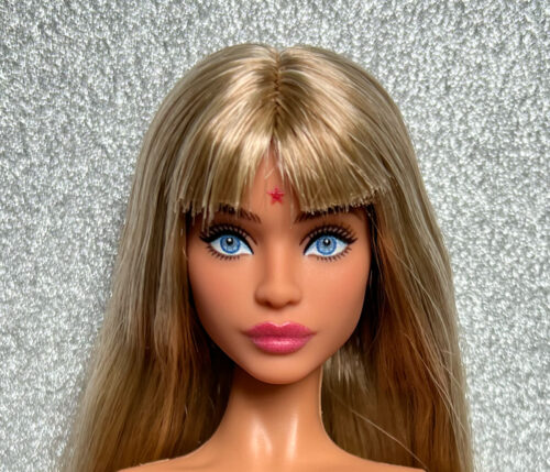 Barbie Rebelde - Mia Colucci