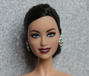 Barbie Tessa Virtue - Shero
