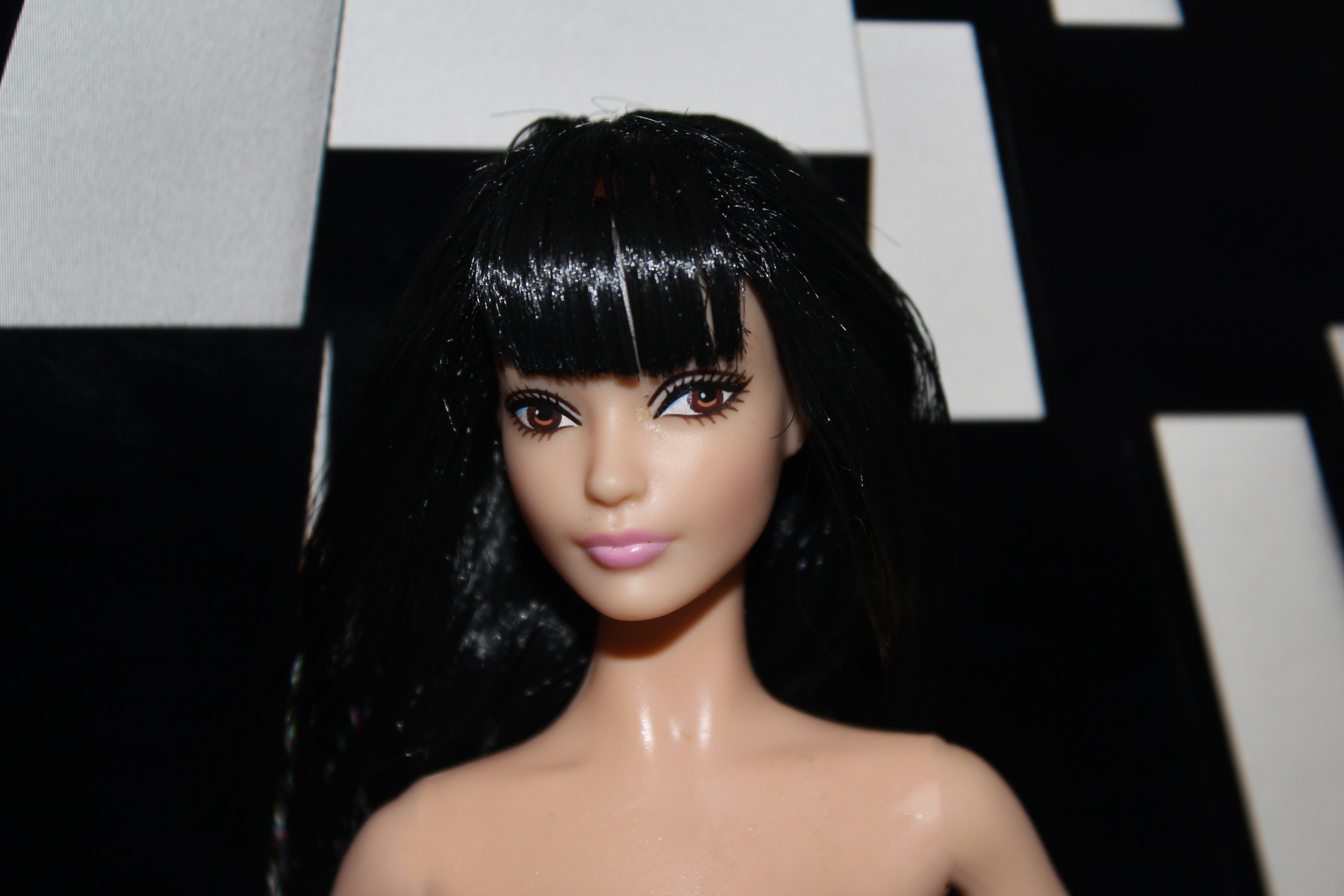 Barbie Yves Saint Laurent (Mondrian - Rerooted)