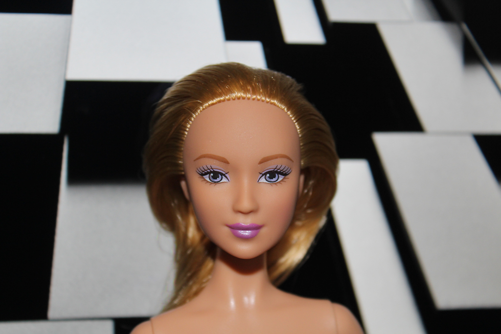 Barbie The Island Princess Rosella