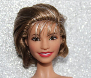 Barbie Inspiring Women Isabel Allende