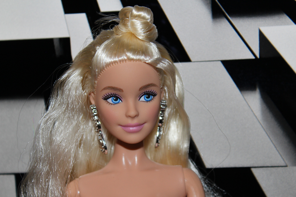 Barbie Deluxe Style 3