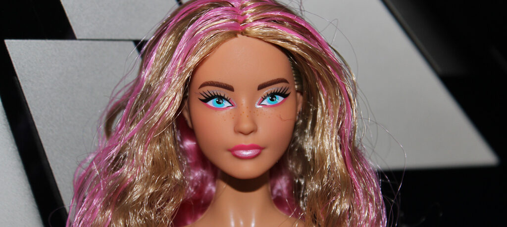 Barbie Fashion Frontier