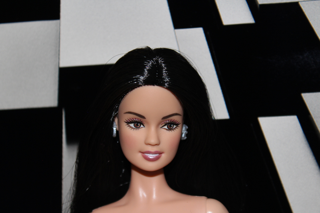 Barbie RBD Set Of 5 Fashion Dolls - Lupita