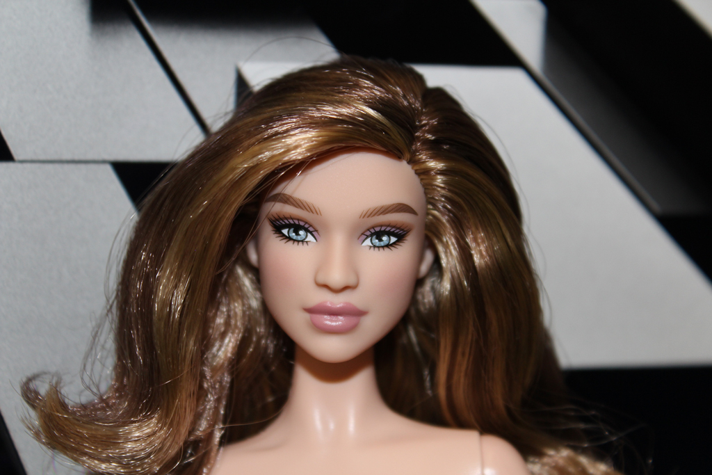 Barbie Basics "You create Barbie Basics - Neutral" Kit #3