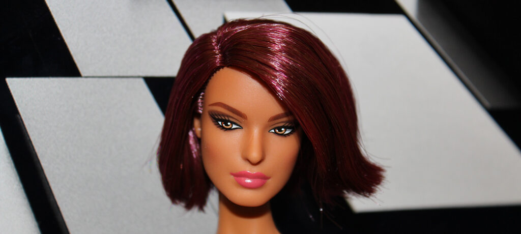 Barbie Basics "You create Barbie Basics - Neutral" Kit #1