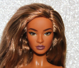 Barbie Basics "You create Barbie Basics - Neutral" Kit #1