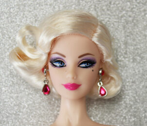 Barbie Bob Mackie Pink Glamor