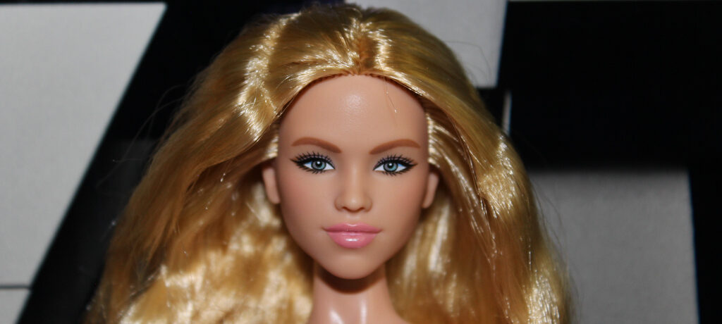 Barbie Super Girl