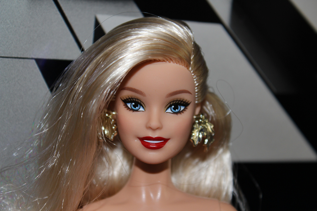 Barbie Holiday 2026