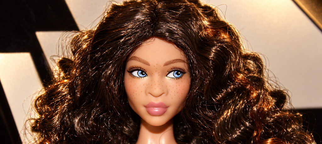 Barbie Rodica (Basics Deluxe Kit #5) – galería de fotos